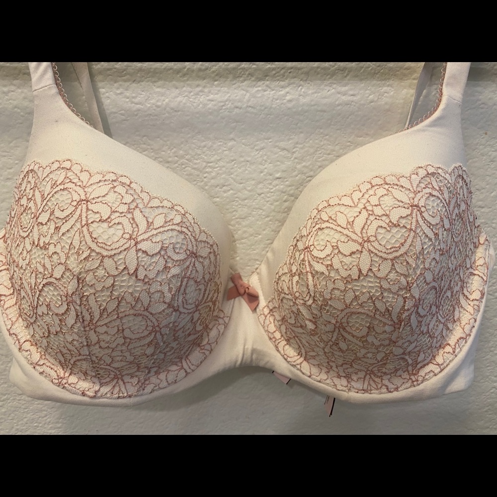 Body by Victoria secret Bra